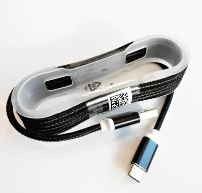 GSM1000F USB - Type C USB kábel szövet borítással,fém csatlakozóval,fekete 1,5m