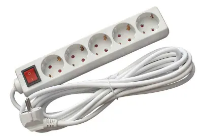 URZ3078A-5  Kapcsolós hálózati elosztó, fehér színű, 5 aljzat, 5m (3x1.5mm2)