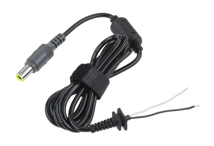 KOM0248  Laptop DC kábel 7,9x5,4mm egyenes csatlakozóval