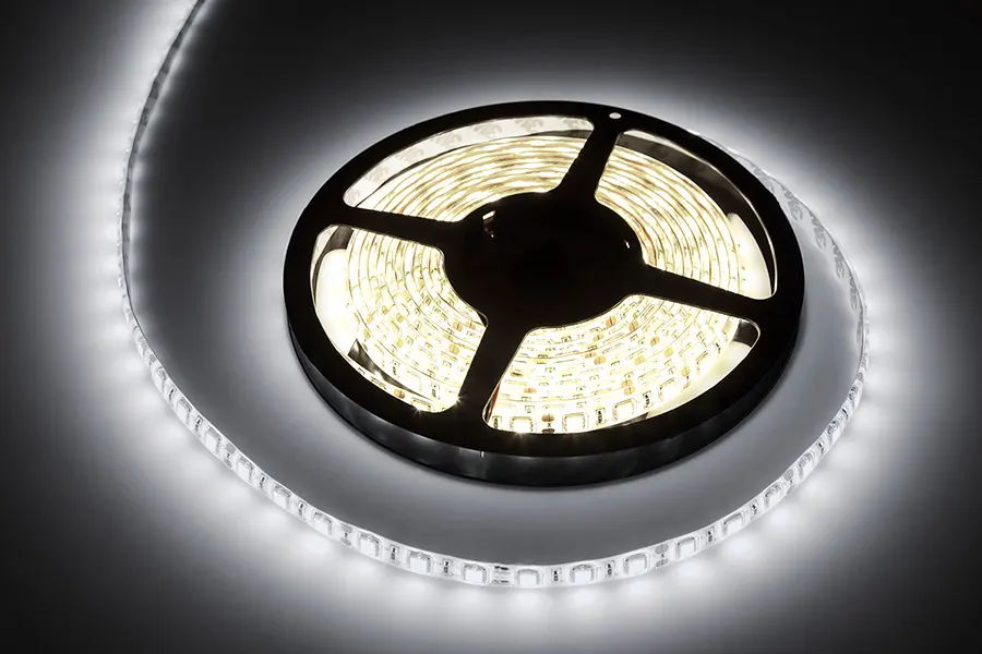 LED0130-3 Vízálló hideg fehér LED szalag, 28W 5mx9,5mm 300x5050SMD