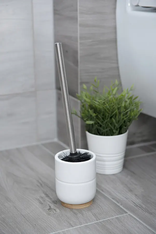FK012A WC kefe, porcelán tartóval (fehér)-Estelle