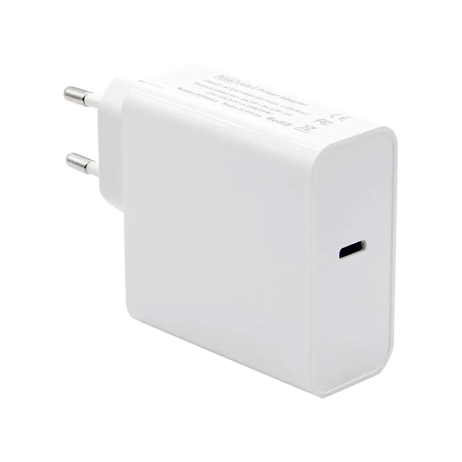 ML0003F Hálózati gyorstöltő fehér színű, Type-C aljzat 65W